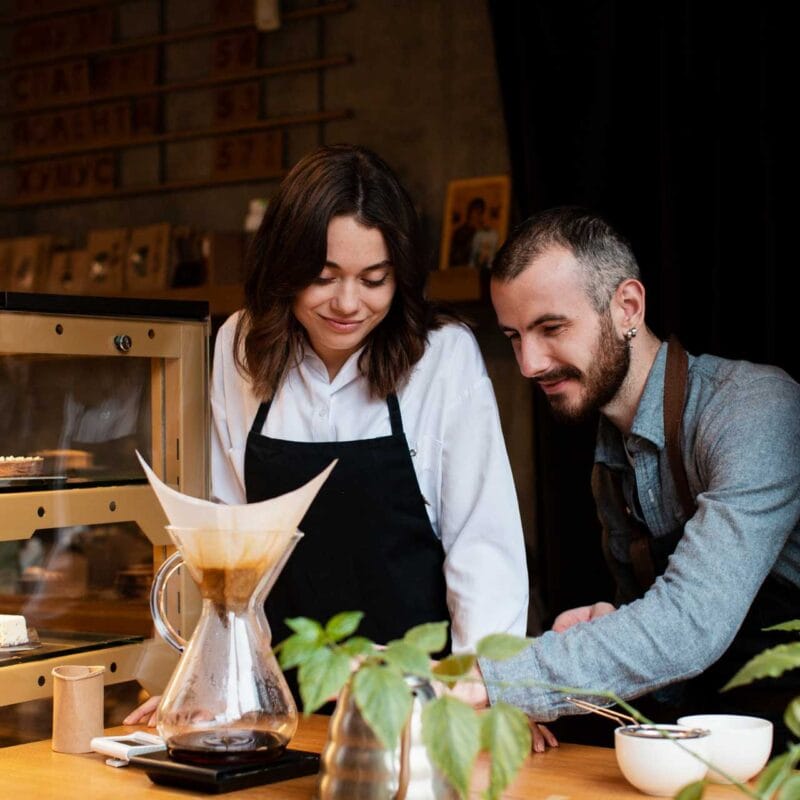 open a restaurant in Dubai